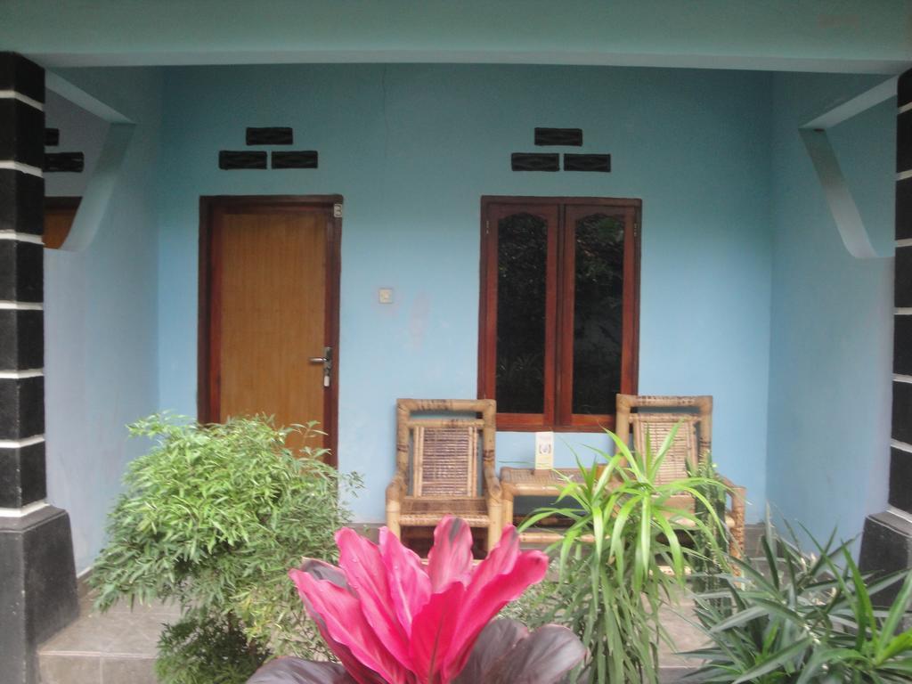 Sawe Homestay Kuta  Exterior photo